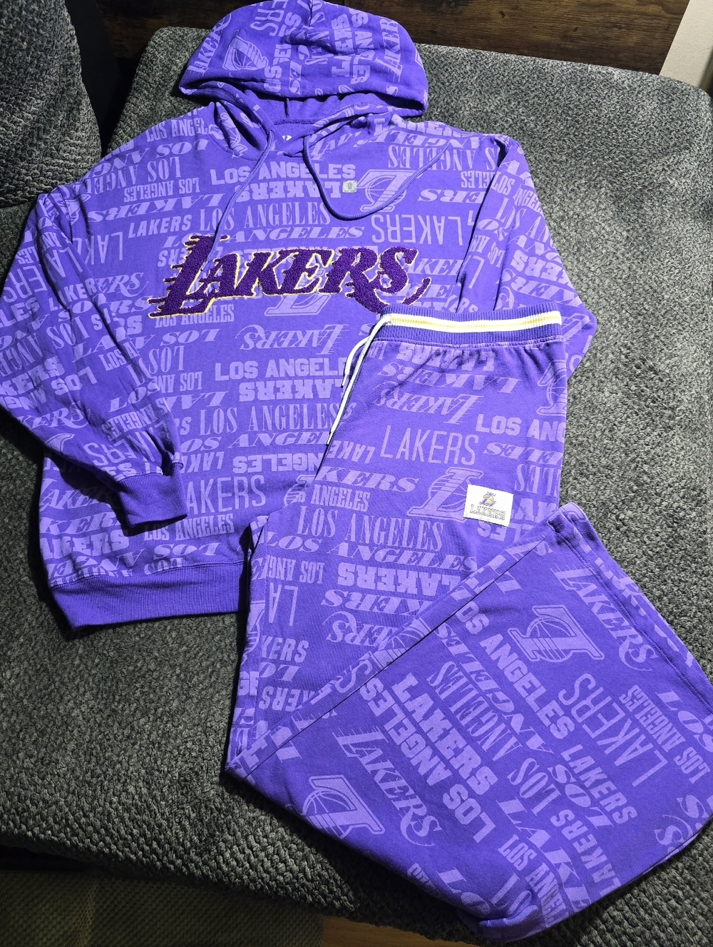 Lakers Matching Set Women’s XXL Hoodie + Sweatpants Purple NBA